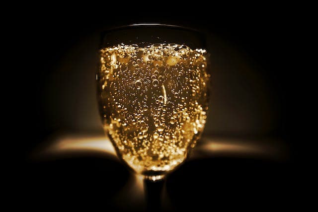 Cocktail con champagne